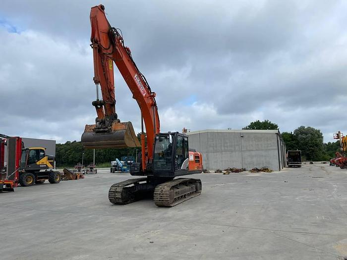 Used Hitachi ZX 210 LC N-5B