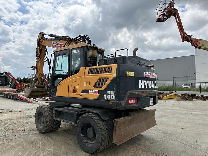 Used Hyundai HW140 2019