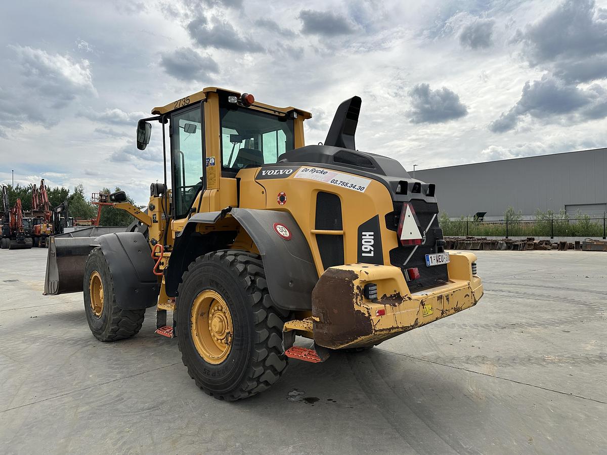 Used Volvo L90H 2018