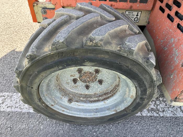 Used JLG 260MRT 2006