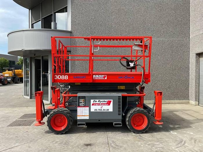 Used SkyJack SJ6832RT 2012 (Verkocht Veiling doormagen)