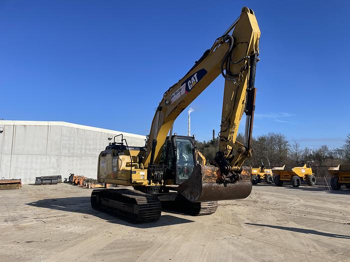 Used CAT 320FL 2017
