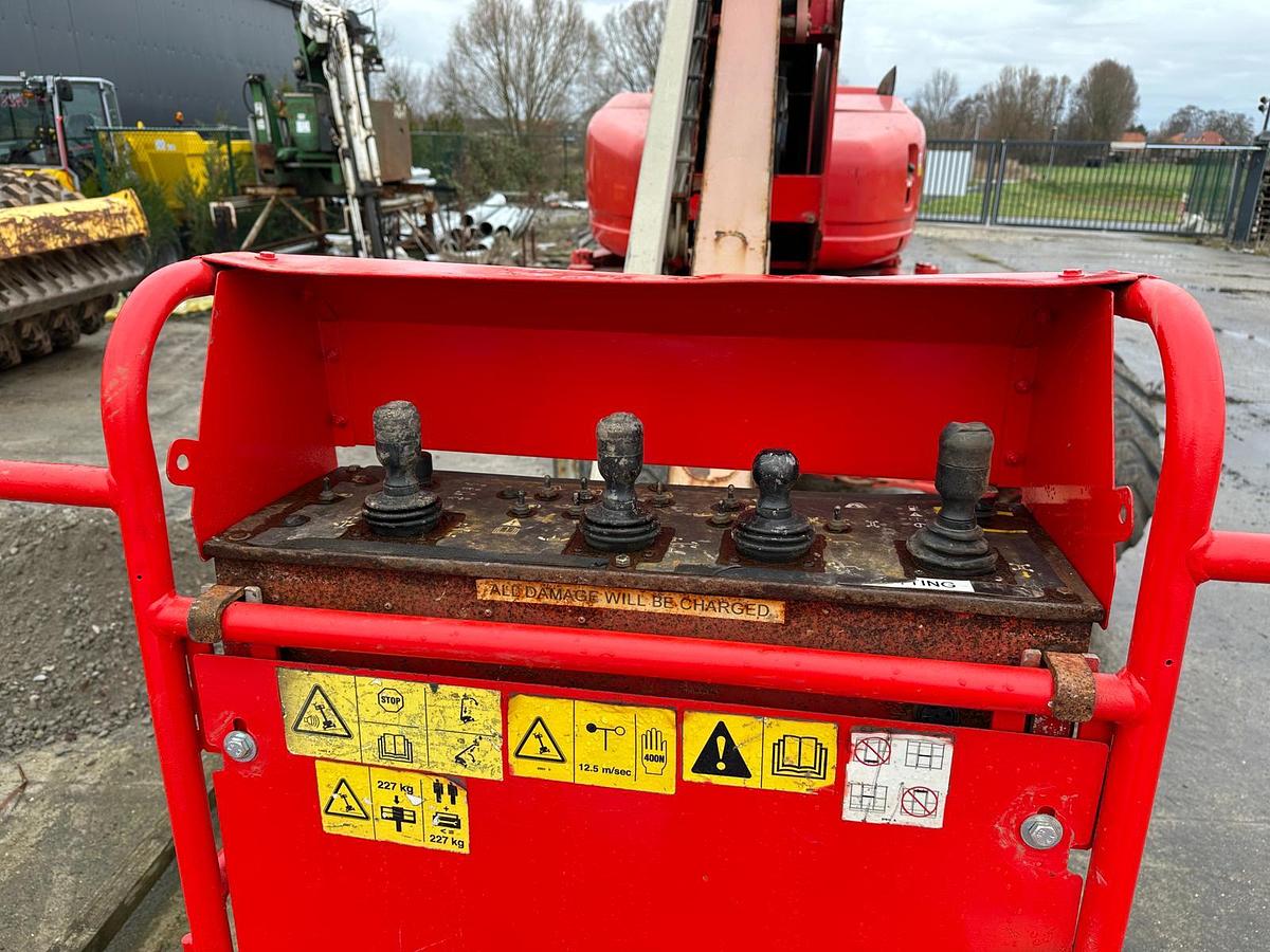 Used Genie ZX135-70 2014