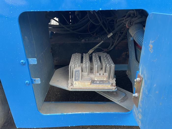 Used GENIE GS4047 2016