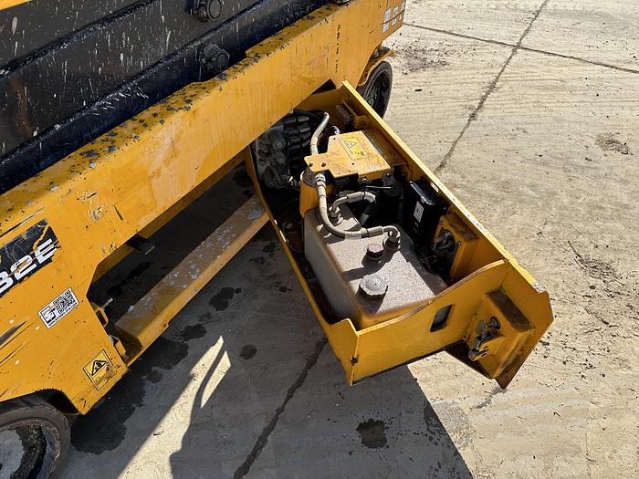 Used JCB S2032E 2018