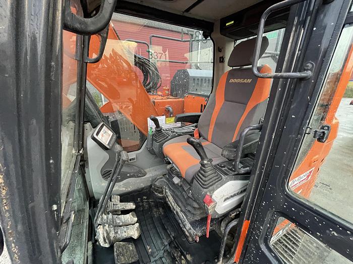 Used Doosan DX140LCR-5 2020