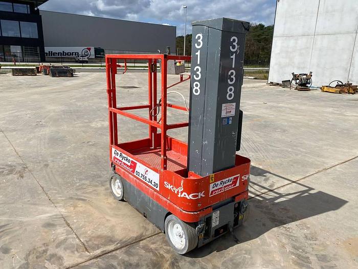 Used SkyJack SJ 16 2014
