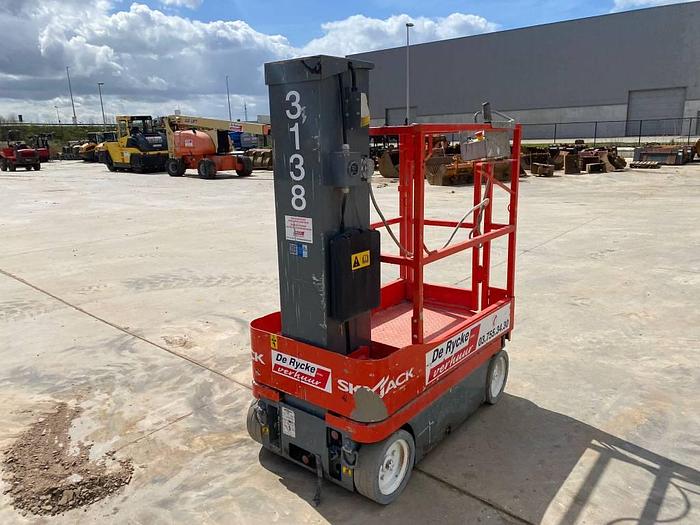 Used SkyJack SJ 16 2014