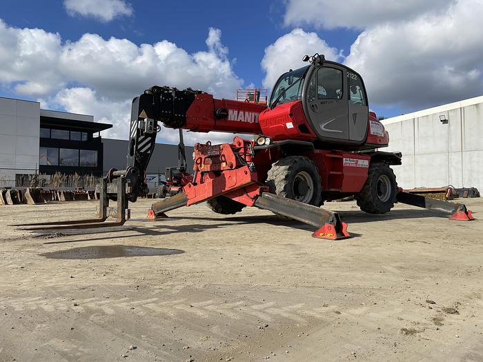 Used 2015 Manitou MRT 2150