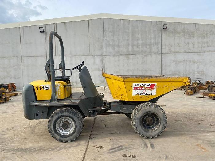 Used Neuson 3001
