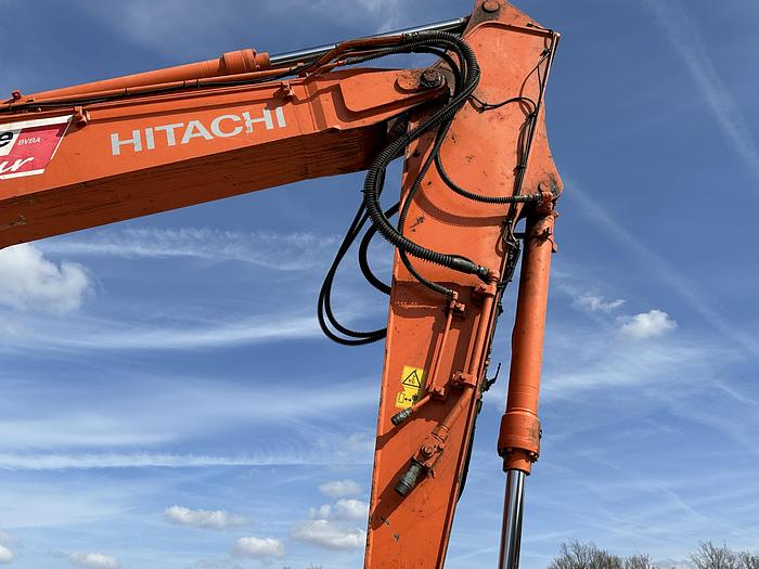 Used Hitachi ZX140W-6 2018