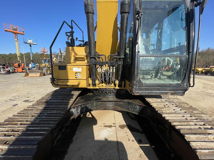 Used CAT 320FL 2017