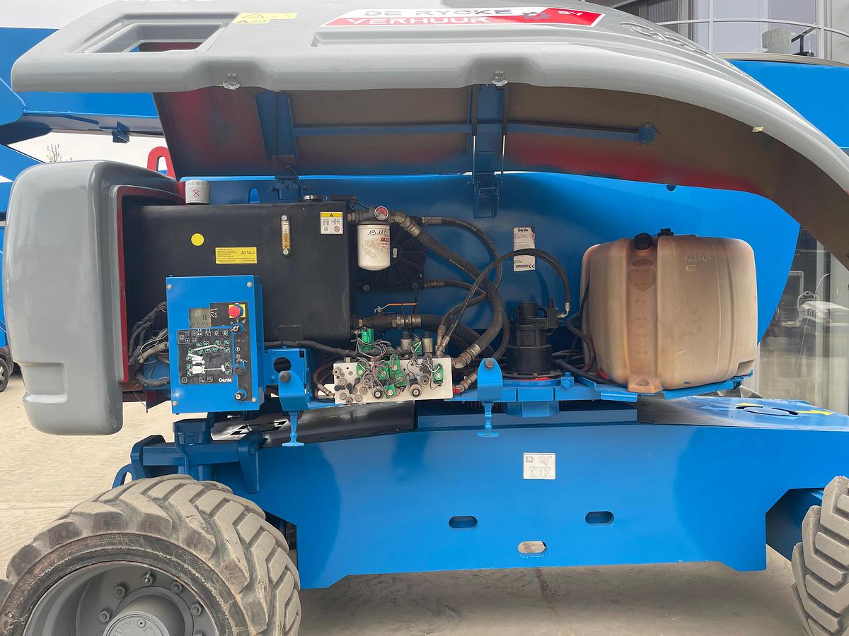 Used 2006 GENIE Z80/60