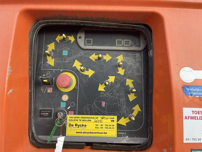 Used 2011 JLG 800 AJ