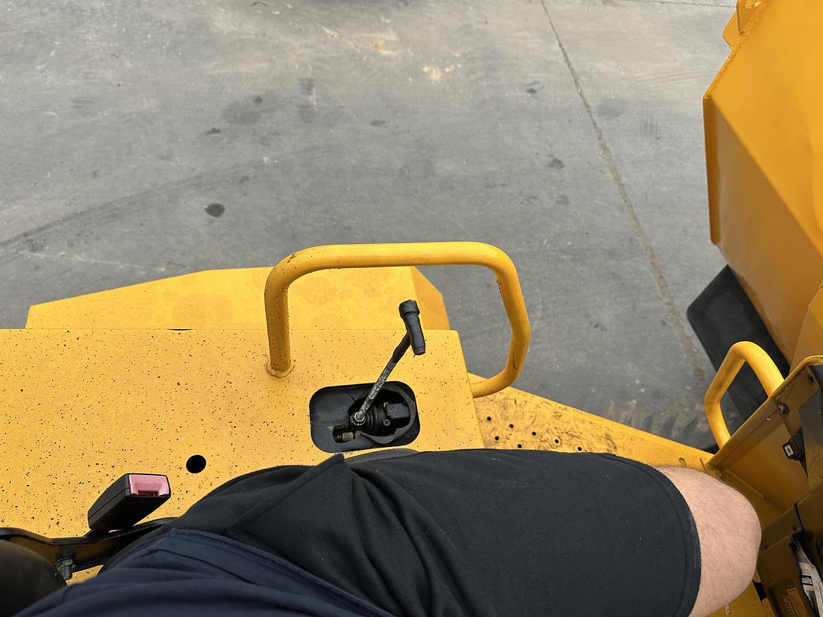 Used Thwaites 9T 2015