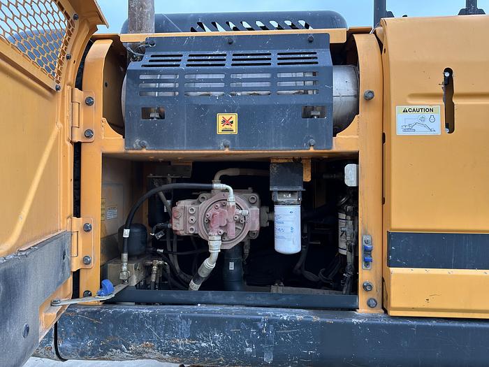 Used Hyundai HX220L 2019