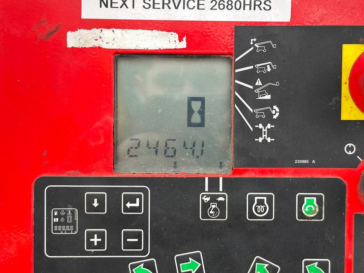 Used Genie ZX135-70 2014