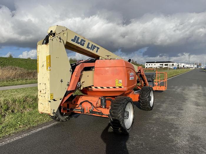 Used JLG 600 AJ