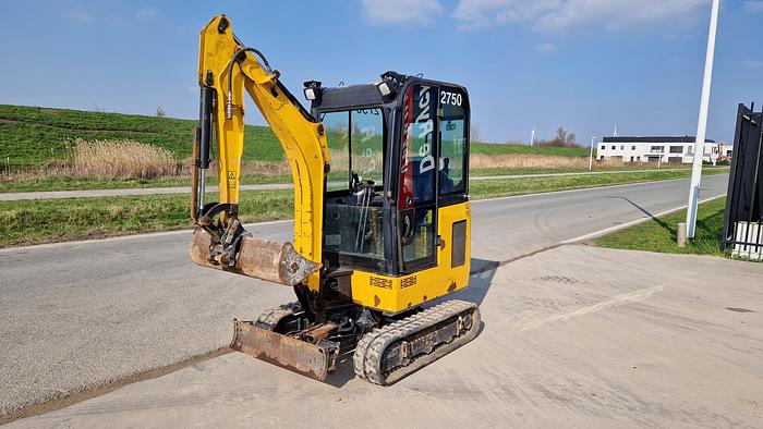 Used 2750 JCB 16C-1