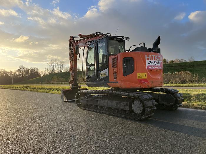 Used Hitachi ZX135US-6