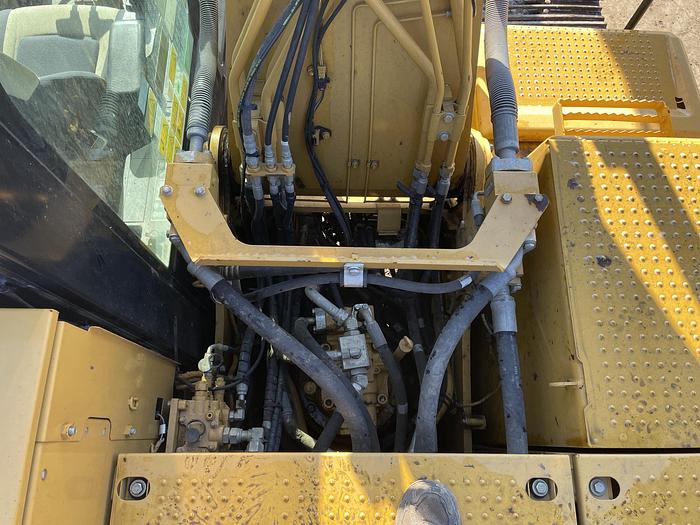 Used CAT 320FL 2017