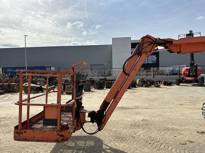 Used JLG 600AJ 2011