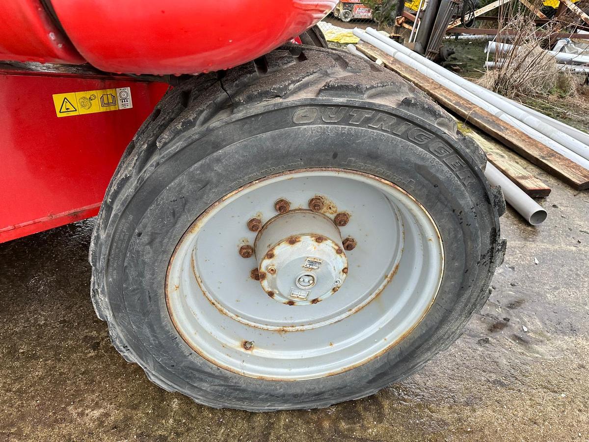 Used Genie ZX135-70 2014