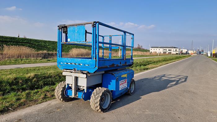 Used 2008 Genie GS 2668 RT