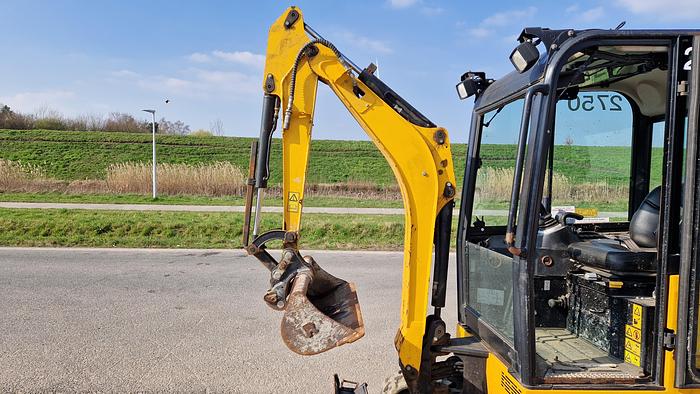 Used 2750 JCB 16C-1