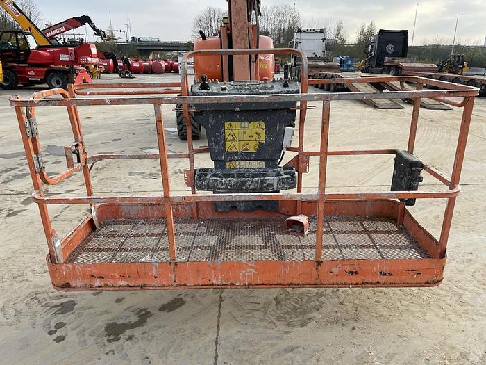Used 2011 JLG 800 AJ