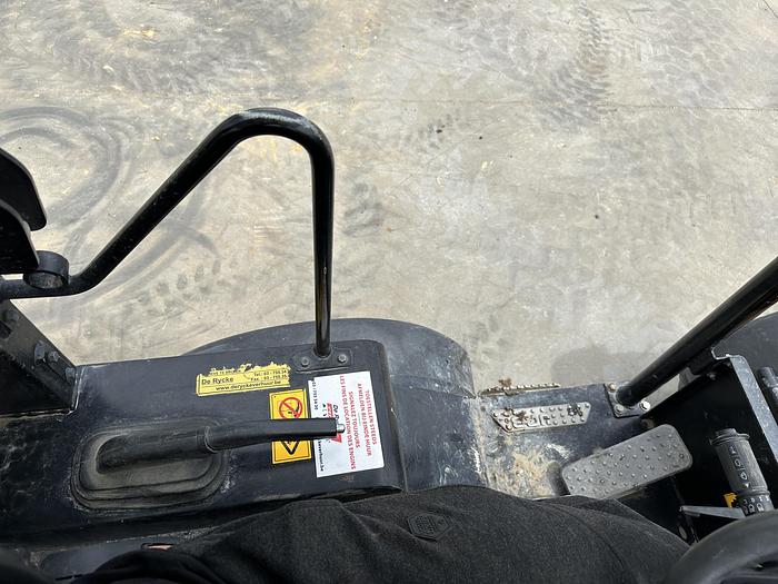 Used JCB 403 SV C 2022