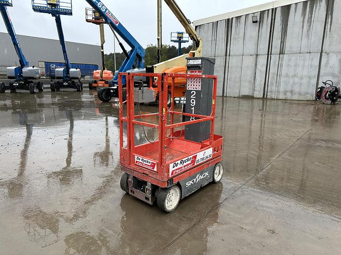 Used Skyjack SJ16 2015