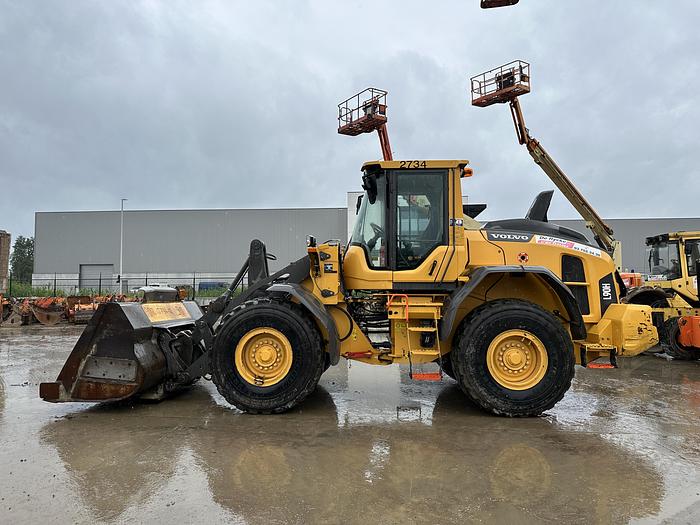 Used Volvo L90H 2018