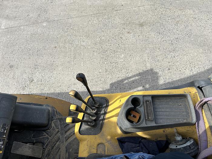 Used Hyundai 30D-7E 2012