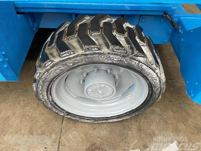 Used 2005 Genie GS 5390 RT