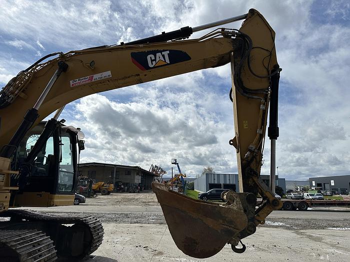 Used CATERPILLAR 335FL 2018