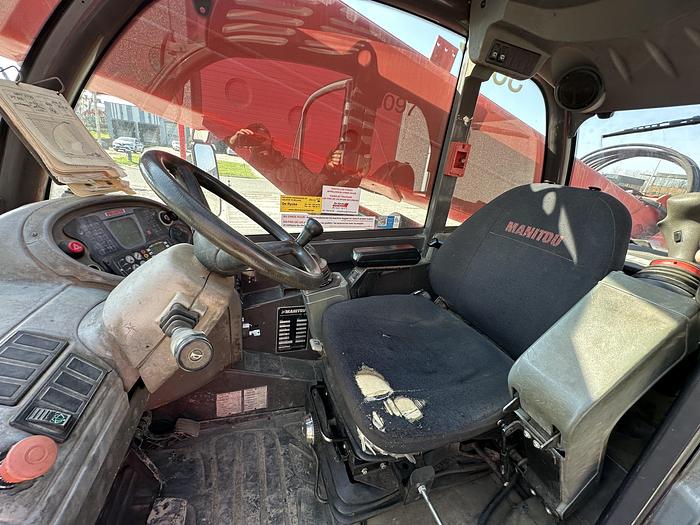 Used 2011 Manitou MRT 2150