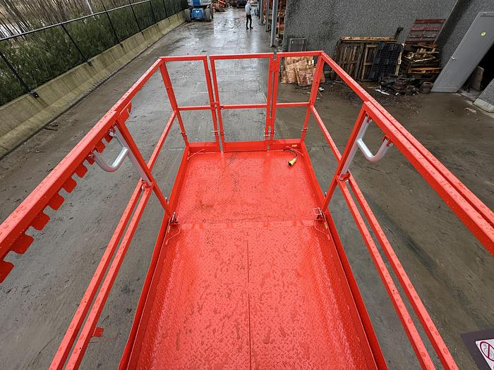 Used 2726 SKYJACK SJ6826RT