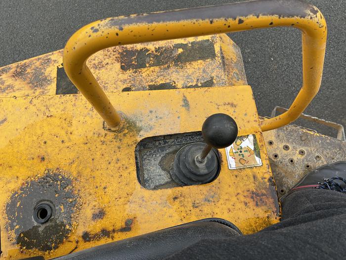 Used THWAITES 6T 2011