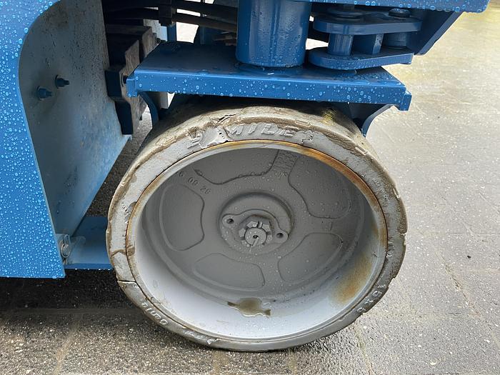 Used GENIE GS4047 2016