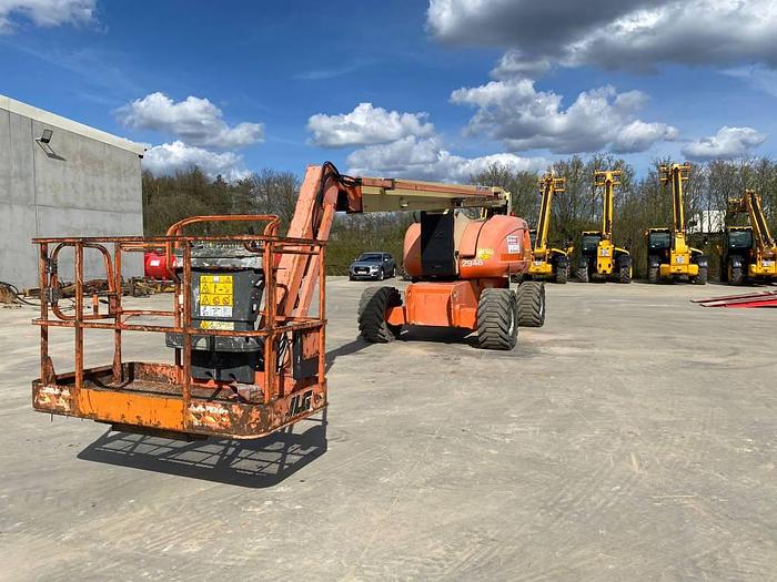 Used JLG 800AJ 2010