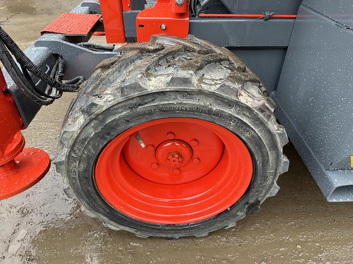 Used 2726 SKYJACK SJ6826RT