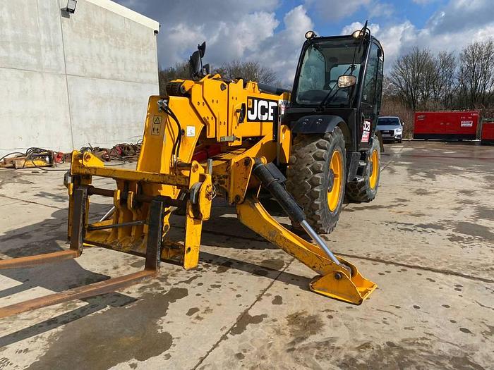 Used JCB 540-180 2017