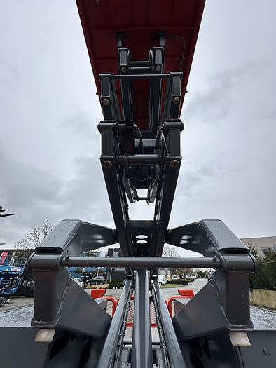 Used 2726 SKYJACK SJ6826RT