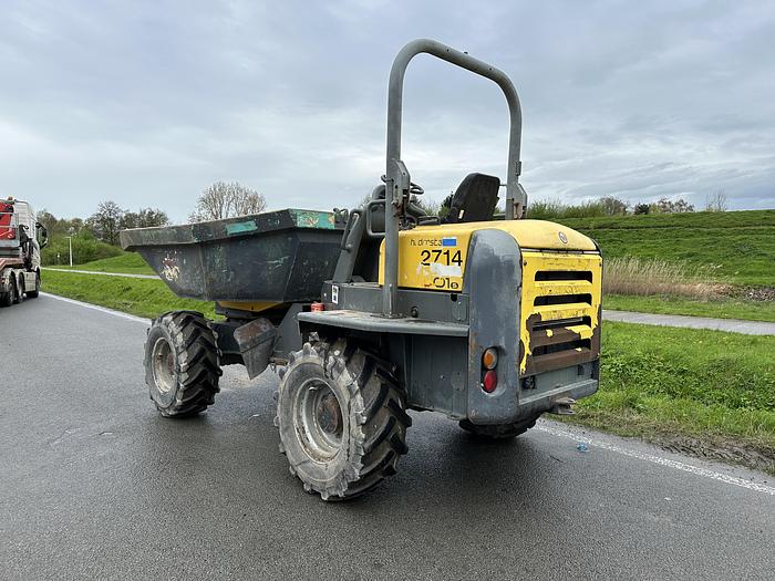 Used Neuson 6001 2013