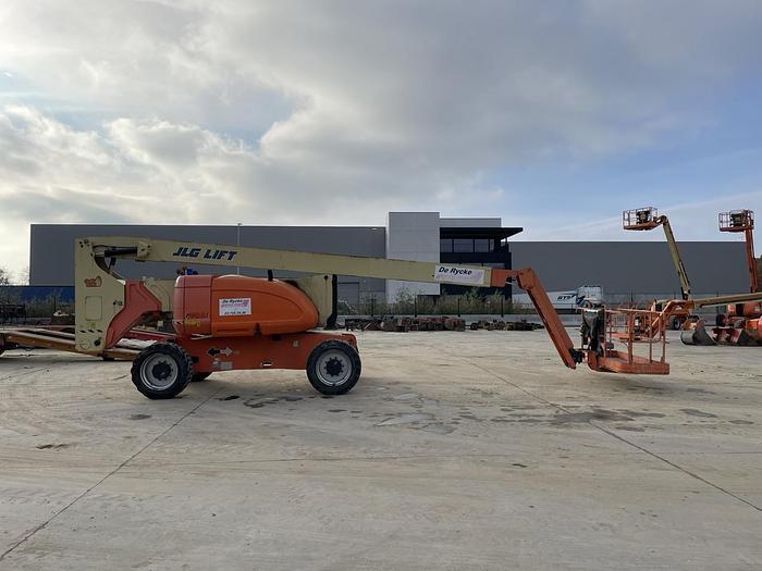 Used 2011 JLG 800 AJ