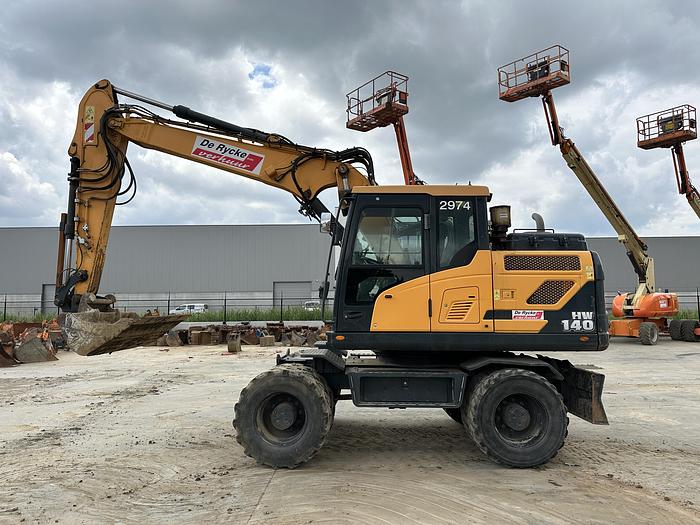 Used Hyundai HW140 2019