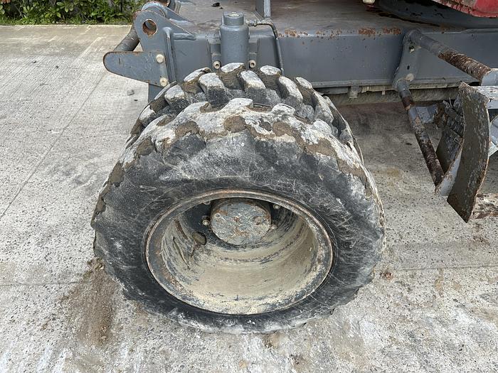 Used TAKEUCHI TB295W 2017