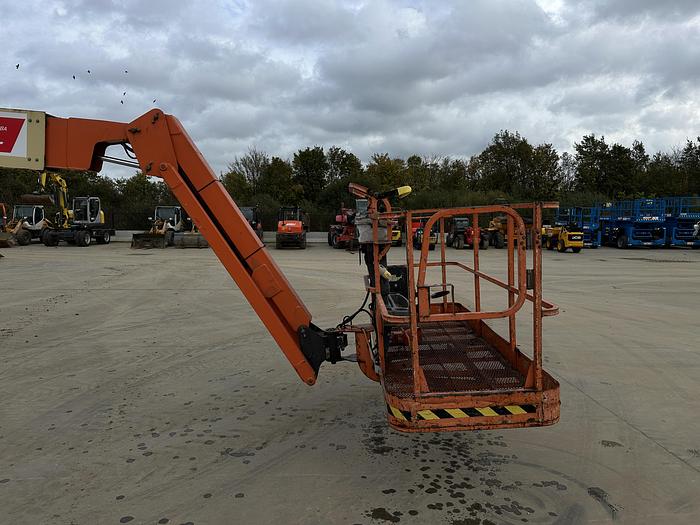 Used JLG 800AJ 2011
