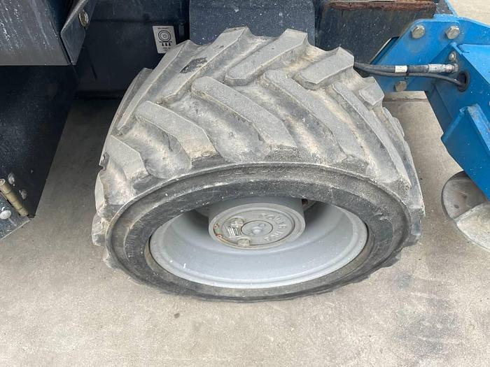 Used Genie GS 3369 RT